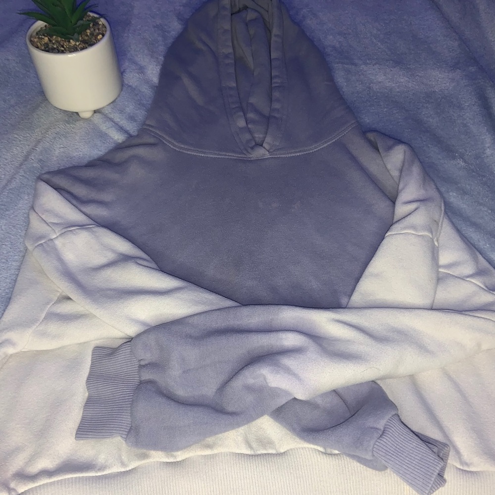 Ombré Whote and Purple American Eagle hoodie